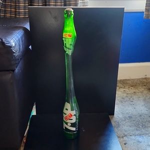 Vintage Antique 7up DIET*rare* stretched bottle. 19" tall.